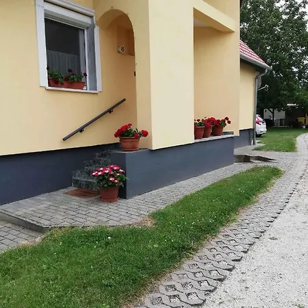 Balatonbereny/balaton 18030 Holiday home